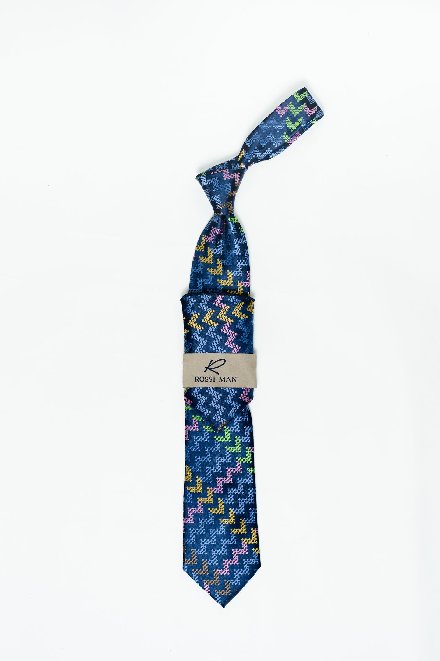 Rossi Man Tie and Pocket Round RMR501-4