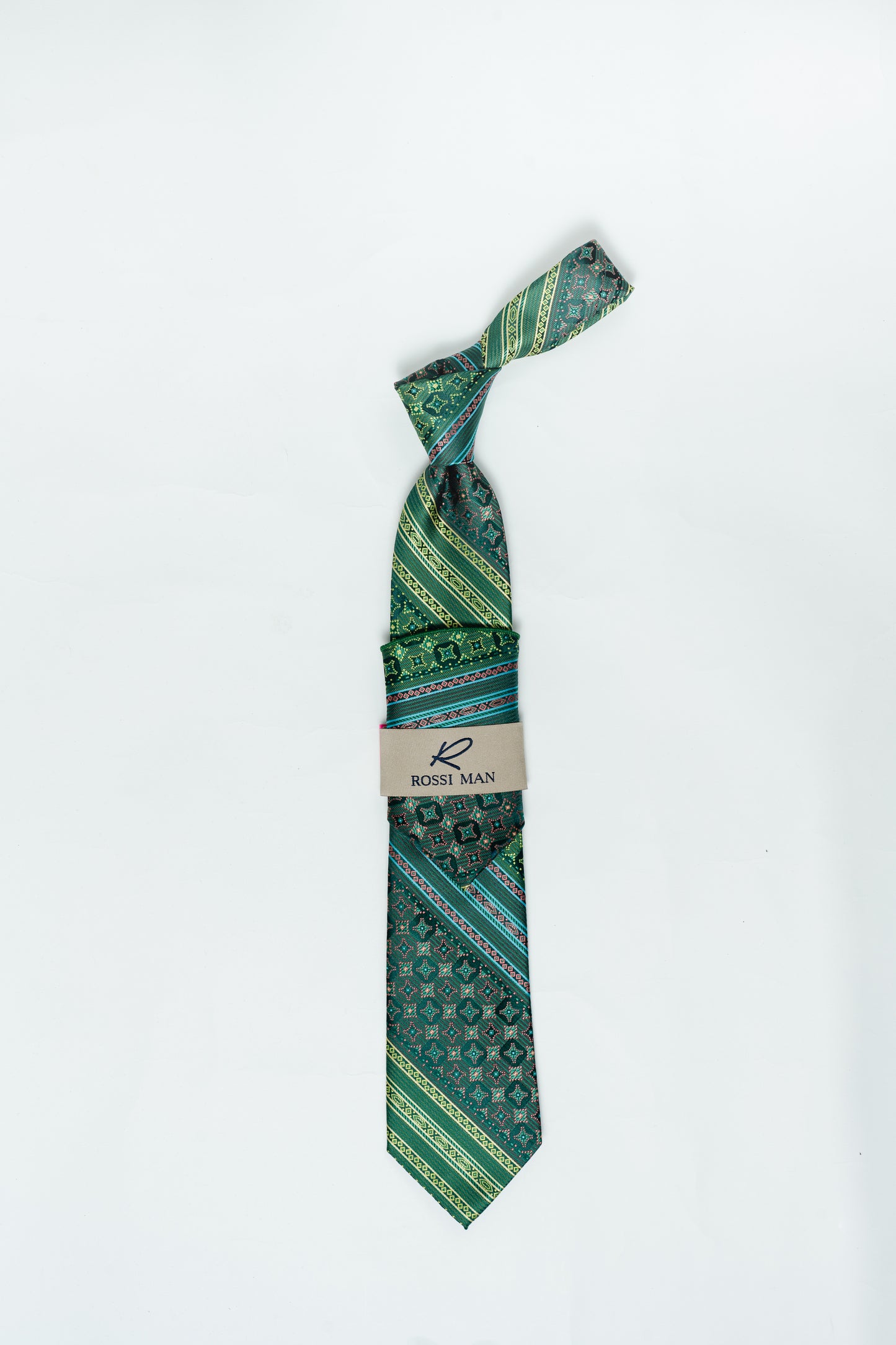 Rossi Man Tie and Pocket Round RMR513-3