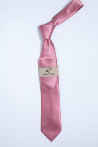 Rossi Man Tie and Pocket Round - RMR665-16