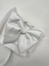 Long Bowtie and Pocket Square Set Silk White