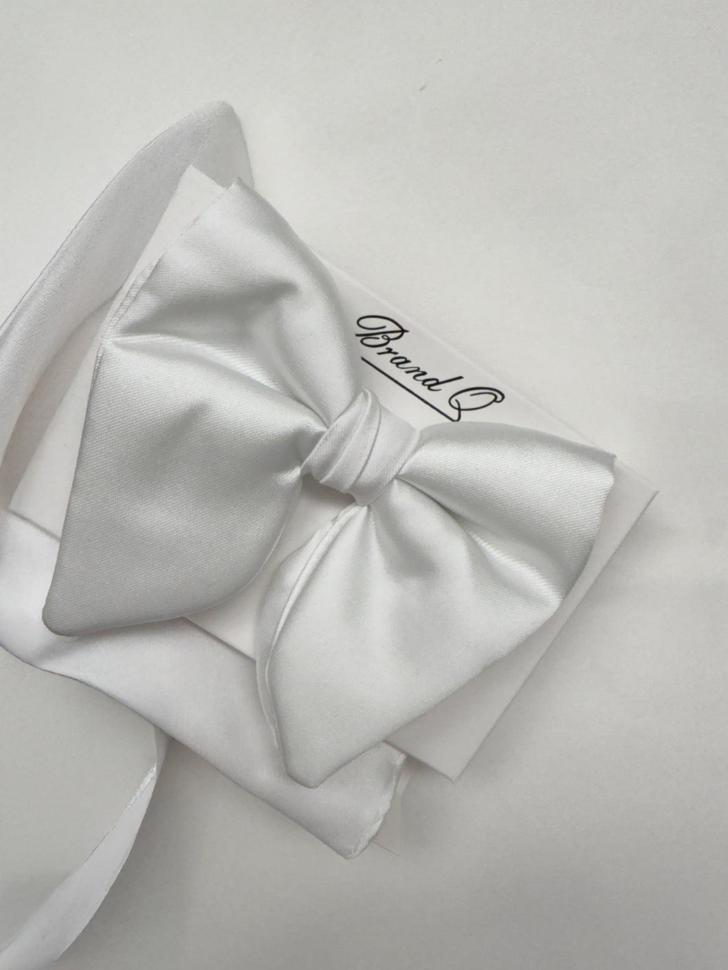 Long Bowtie and Pocket Square Set Silk White