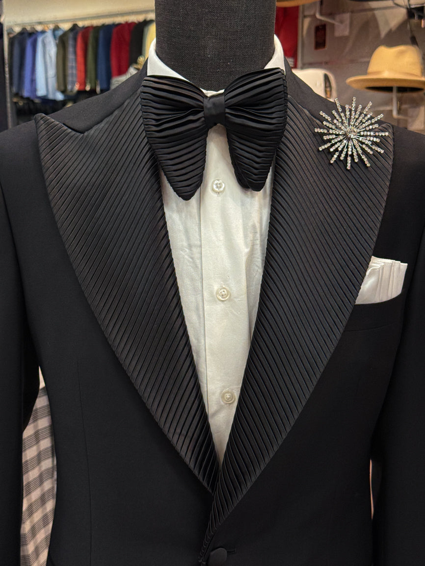 The Nightfall Pleated Lapel Tuxedo
