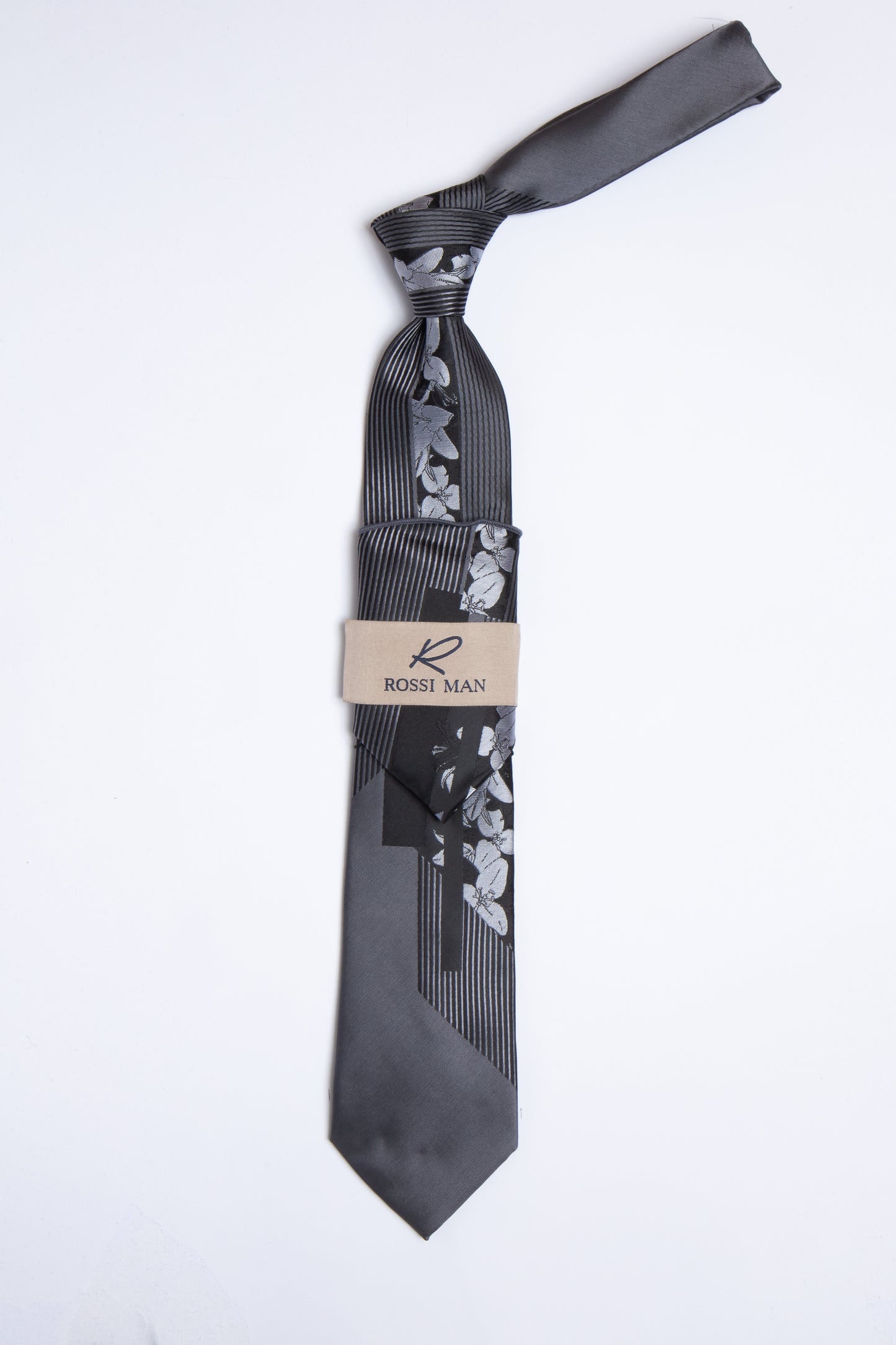 Rossi Man Tie and Pocket Round RMR362-1