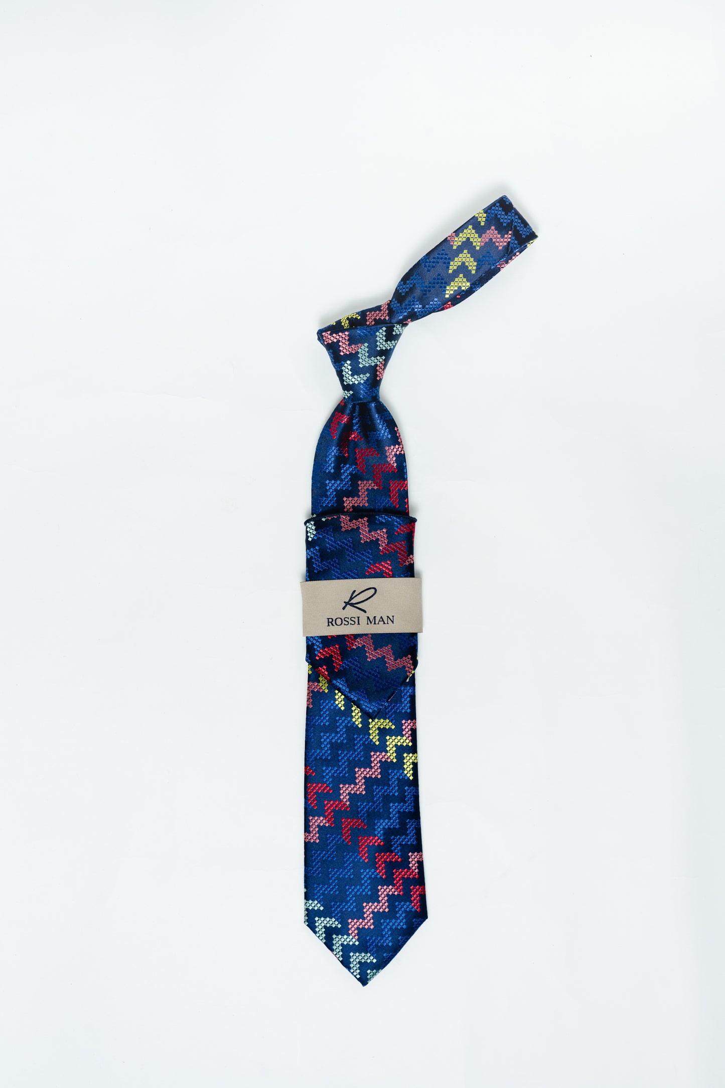 Rossi Man Tie and Pocket Round RMR501-1